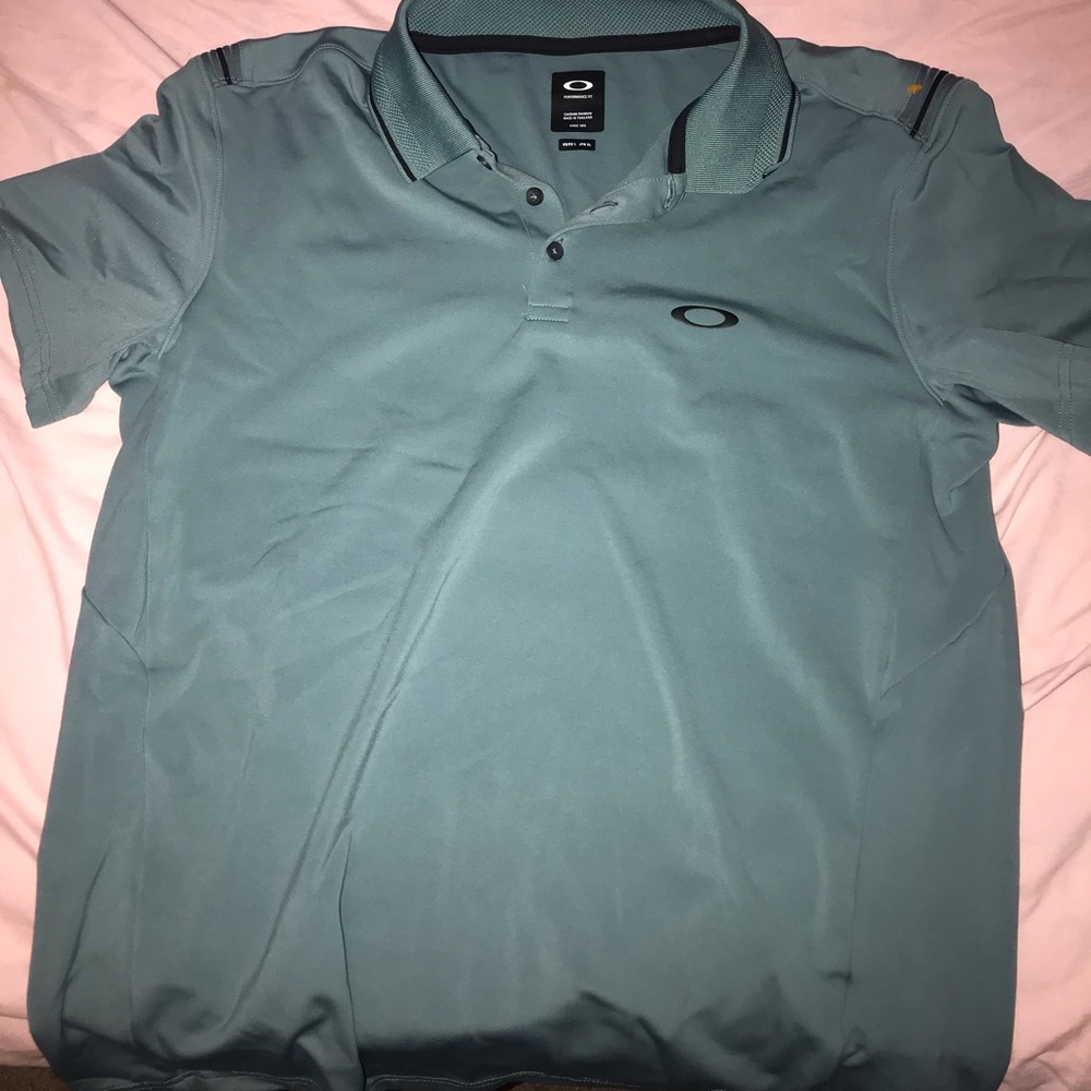 Oakley polo